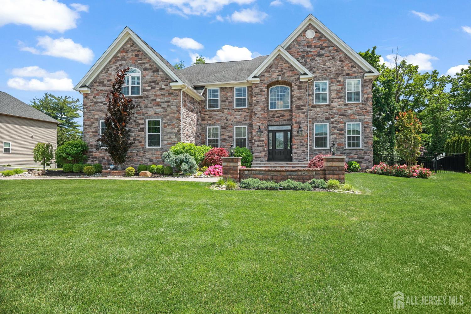 9 Gatarz Court