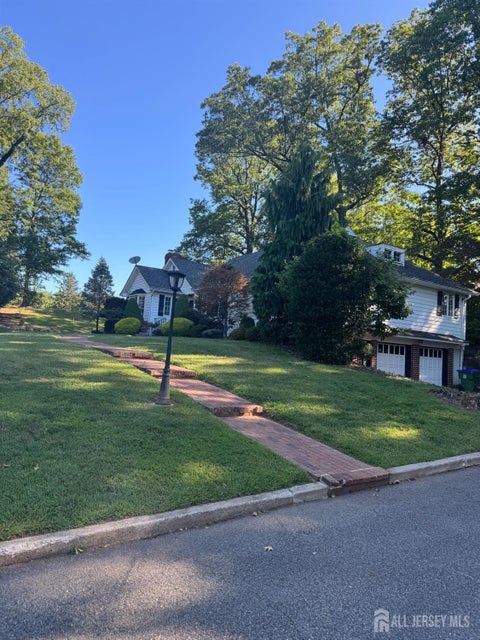 Featured picture for the property 2603828R
