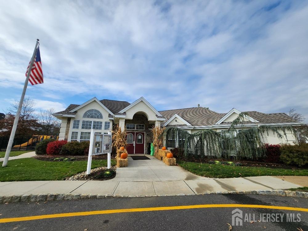 107 Pointe Of Woods Drive, Sayreville, New Jersey image 47