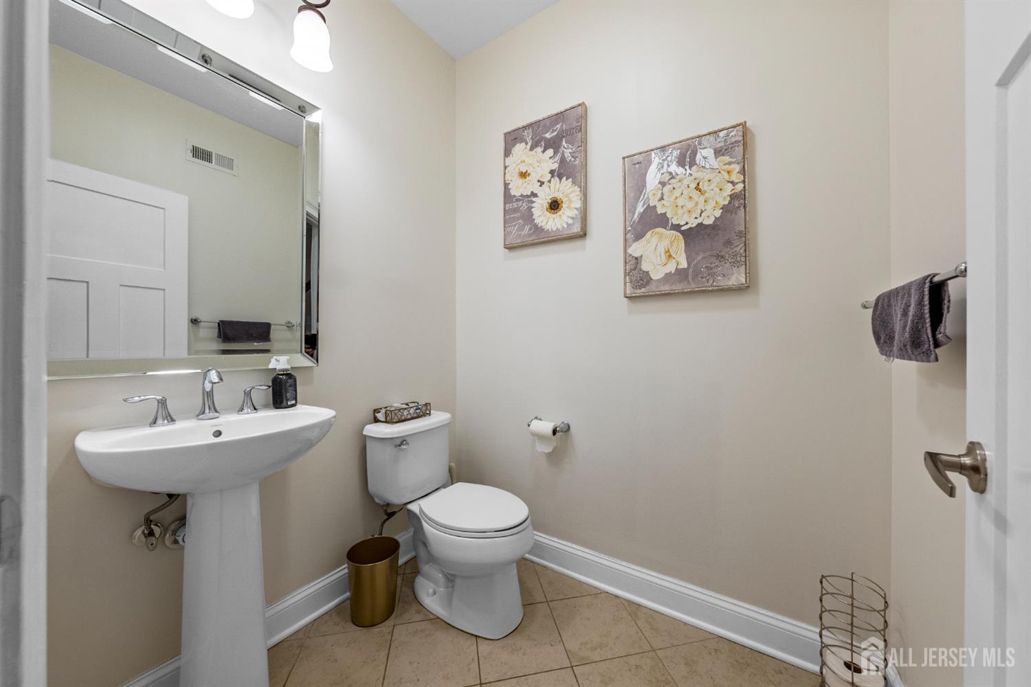 20 Mccormick Avenue, Old Bridge, New Jersey image 7