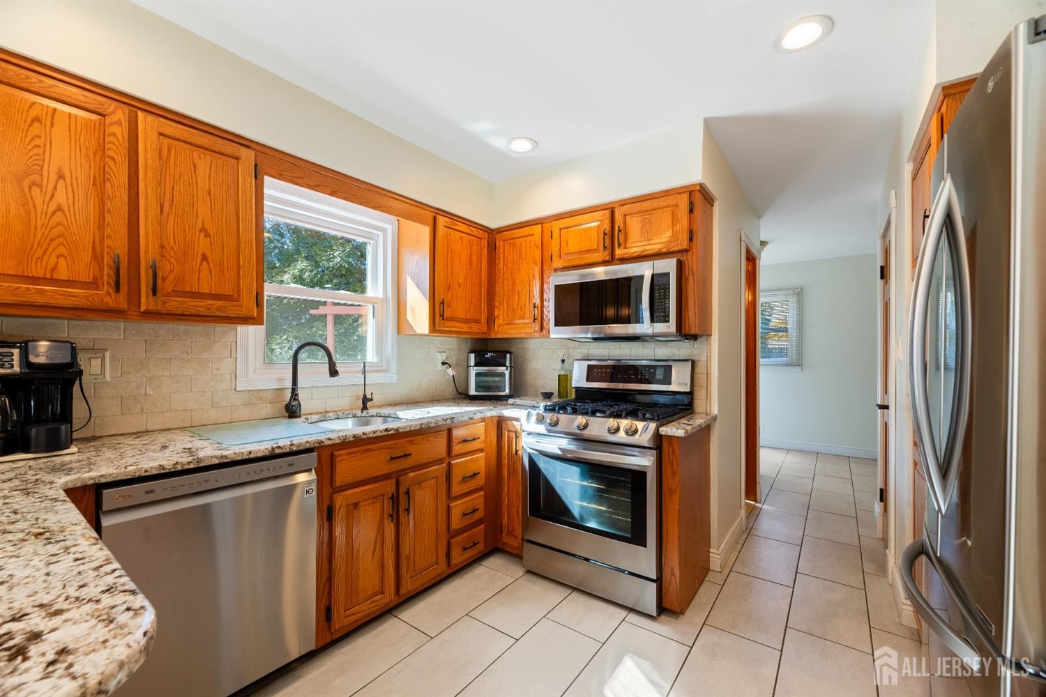 29 Francis Road, East Brunswick, New Jersey image 11