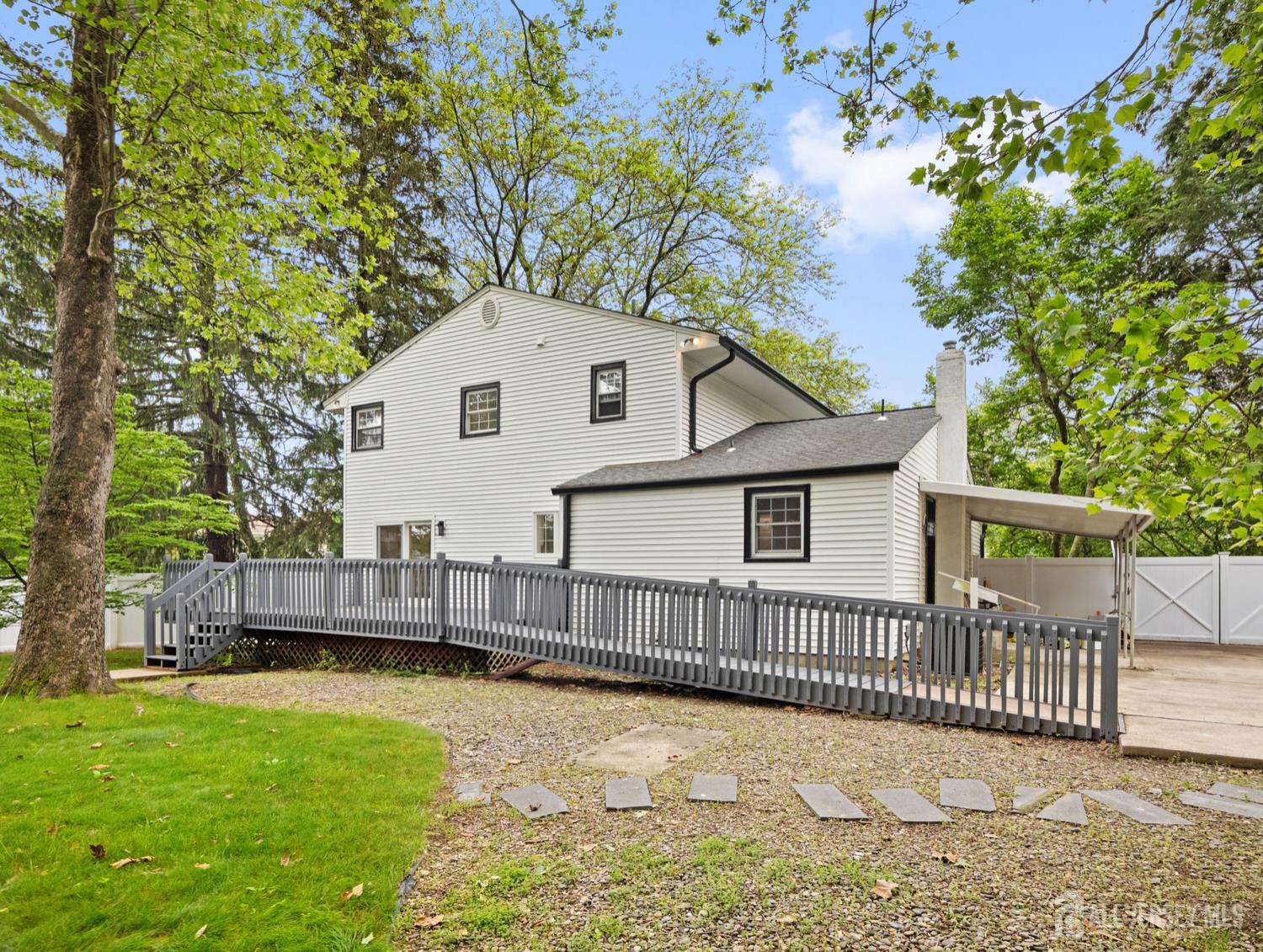 8 S Surrey Lane, East Brunswick, New Jersey image 25