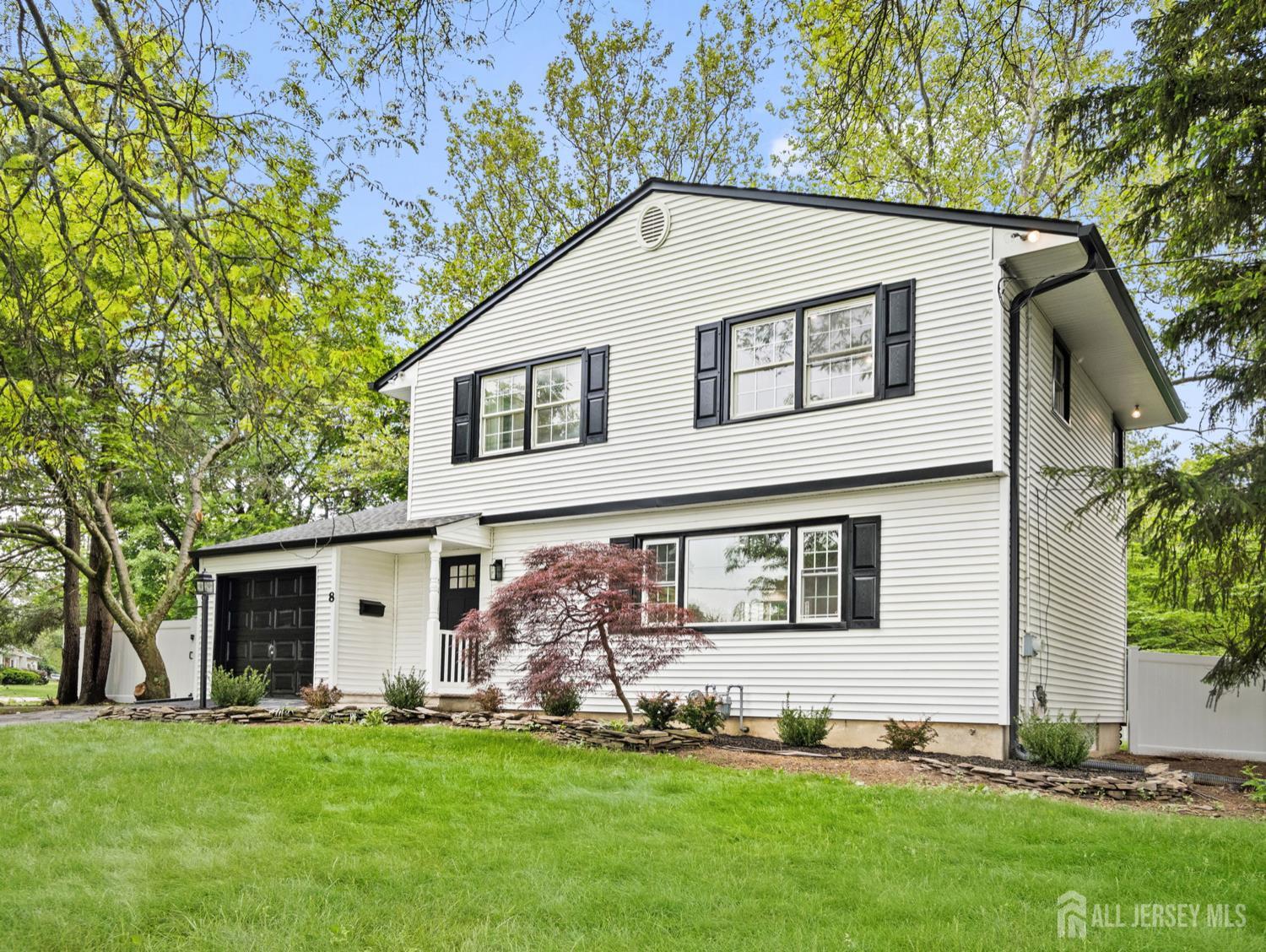 8 S Surrey Lane, East Brunswick, New Jersey image 31