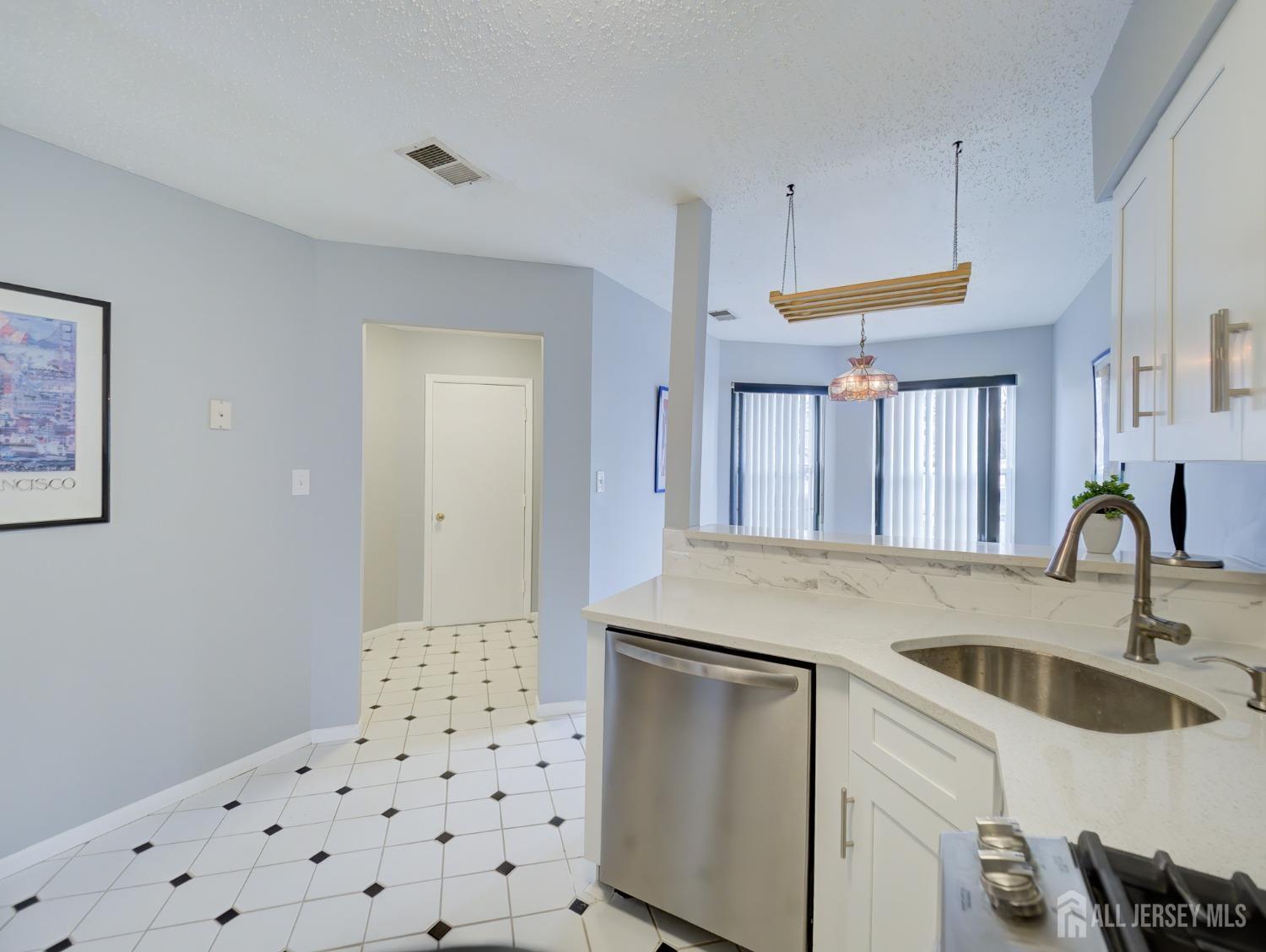189 Nebula Road, Piscataway, New Jersey image 20