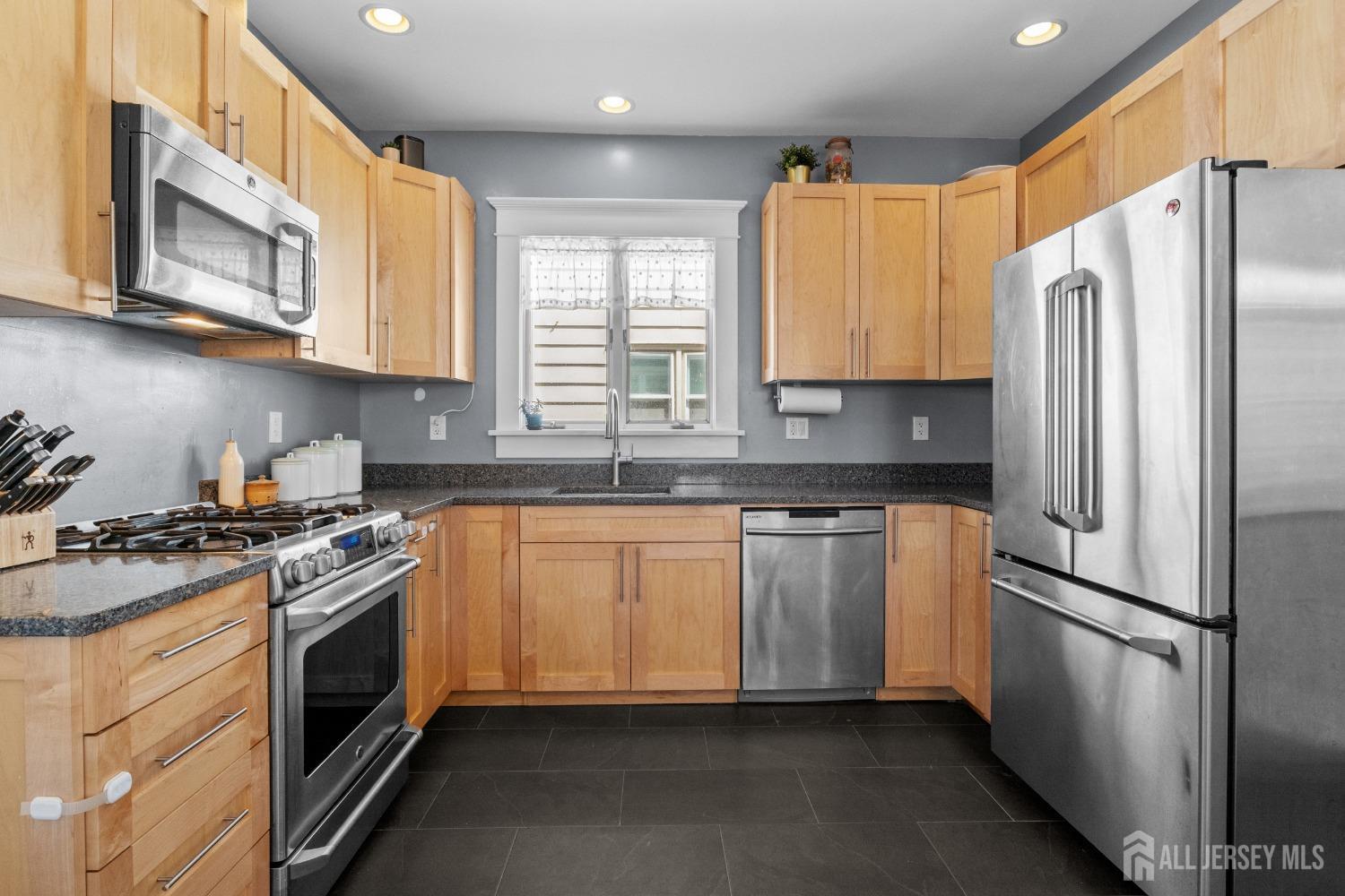 31 Riva Avenue, Milltown, New Jersey image 13