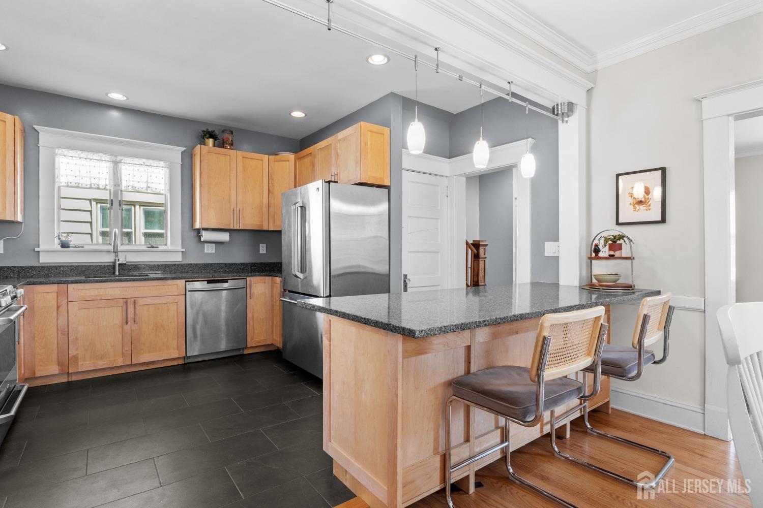 31 Riva Avenue, Milltown, New Jersey image 12