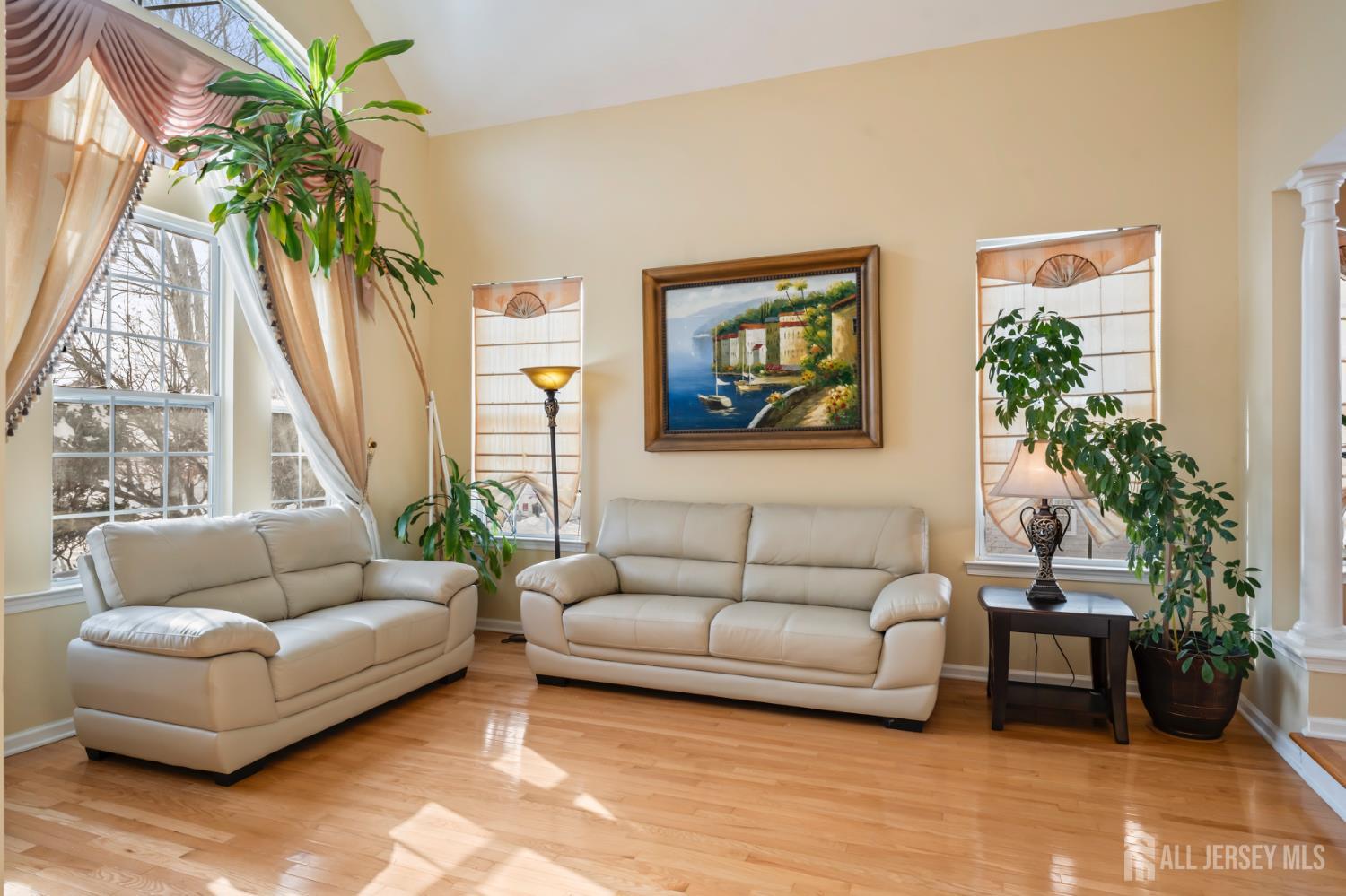 East Brunswick, New Jersey, 08816, United States, 4 Bedrooms Bedrooms, ,3 BathroomsBathrooms,Residential,Active,2013452