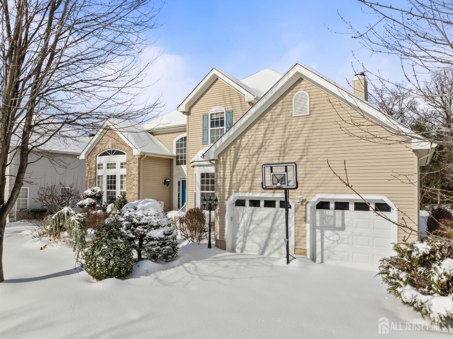 East Brunswick, New Jersey, 08816, United States, 4 Bedrooms Bedrooms, ,3 BathroomsBathrooms,Residential,Active,2013452