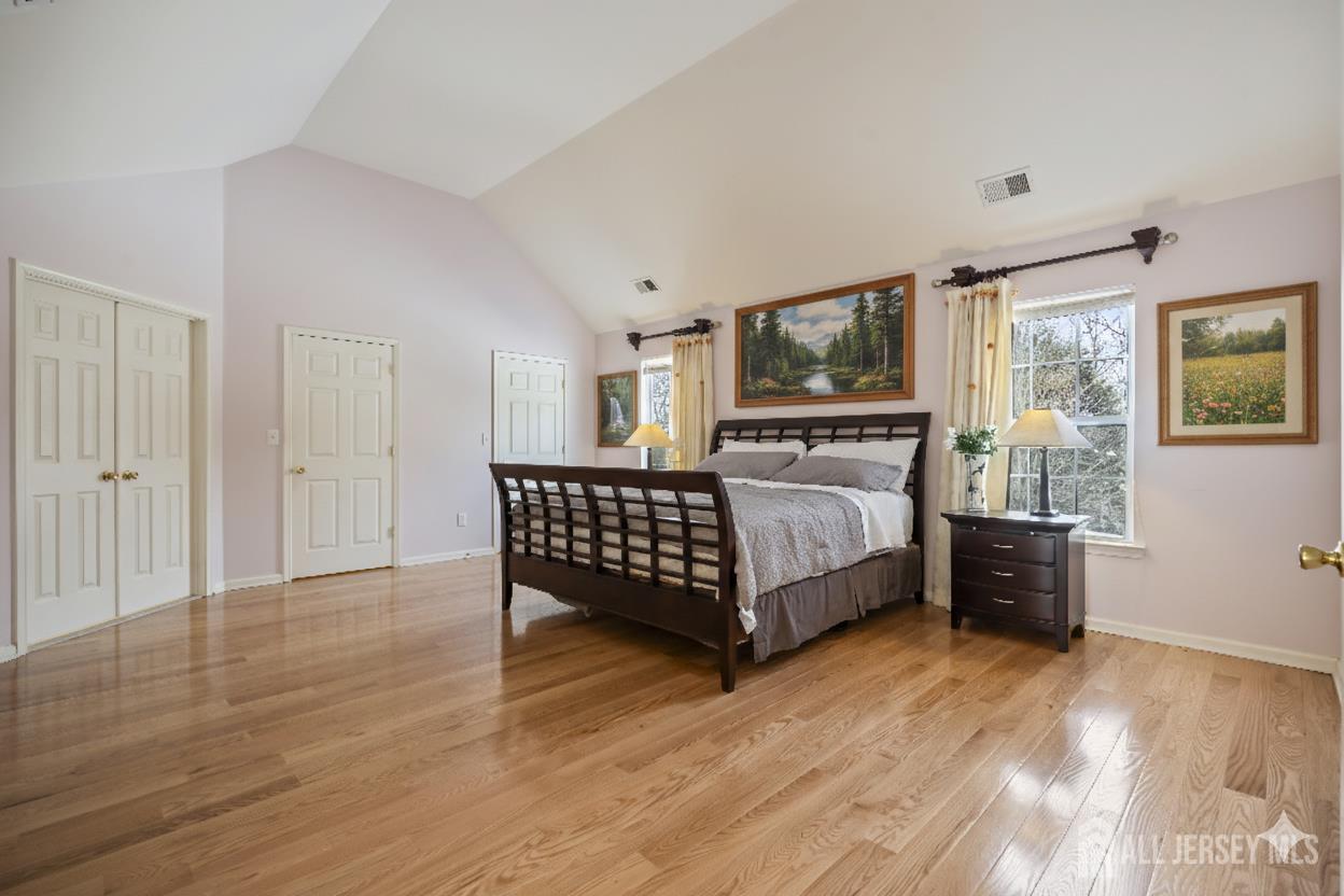 East Brunswick, New Jersey, 08816, United States, 4 Bedrooms Bedrooms, ,3 BathroomsBathrooms,Residential,Active,2013452