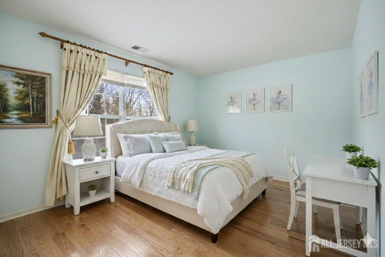 East Brunswick, New Jersey, 08816, United States, 4 Bedrooms Bedrooms, ,3 BathroomsBathrooms,Residential,Active,2013452