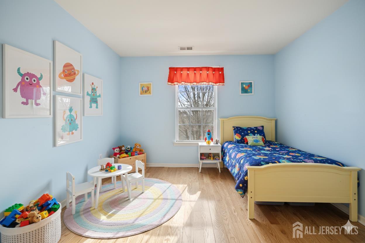 East Brunswick, New Jersey, 08816, United States, 4 Bedrooms Bedrooms, ,3 BathroomsBathrooms,Residential,Active,2013452