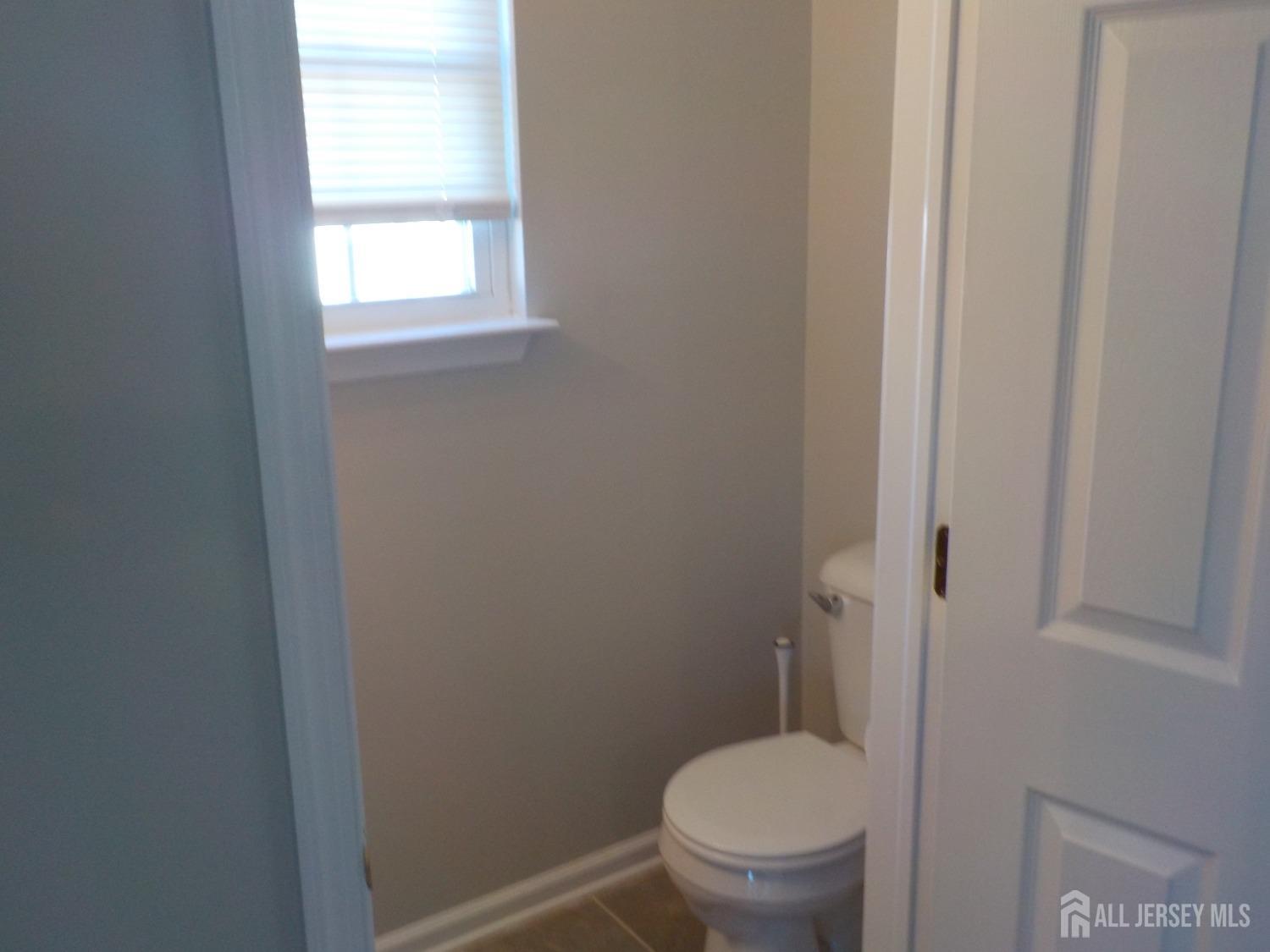 4 Walnut Street, North Brunswick, New Jersey image 10