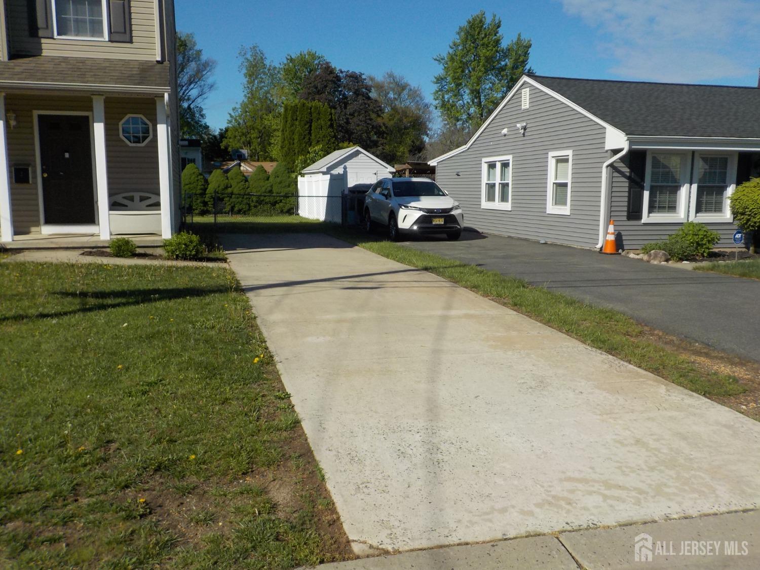 4 Walnut Street, North Brunswick, New Jersey image 3