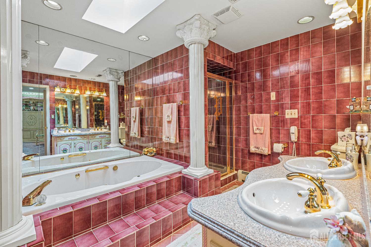 748 New Dover Road, Edison, New Jersey image 36