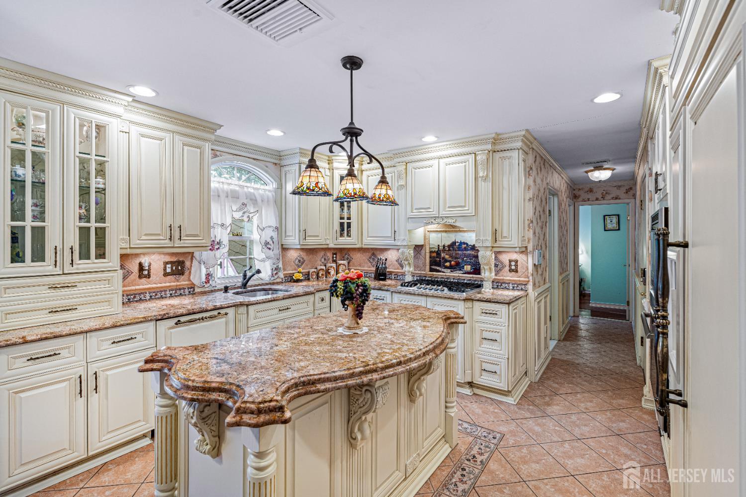 748 New Dover Road, Edison, New Jersey image 17