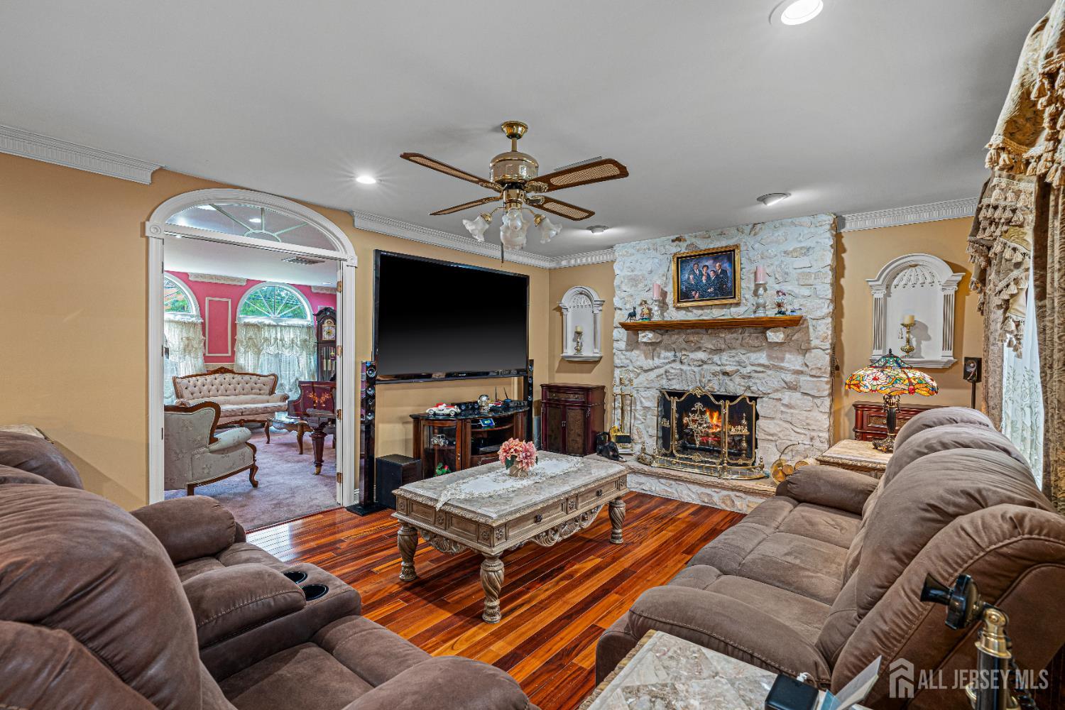 748 New Dover Road, Edison, New Jersey image 8