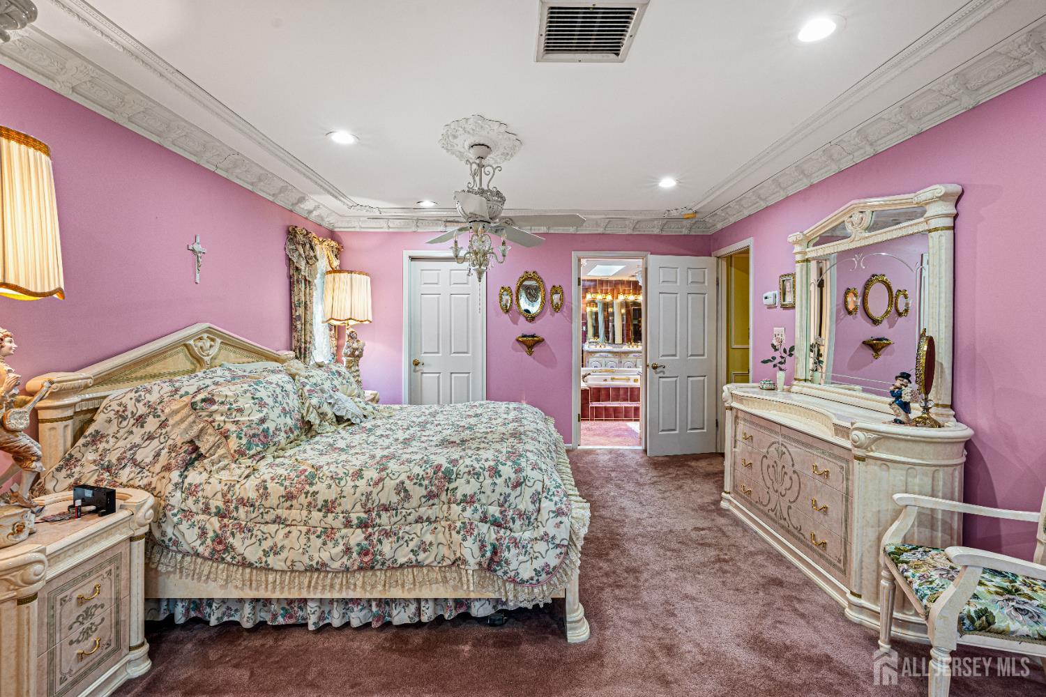 748 New Dover Road, Edison, New Jersey image 24