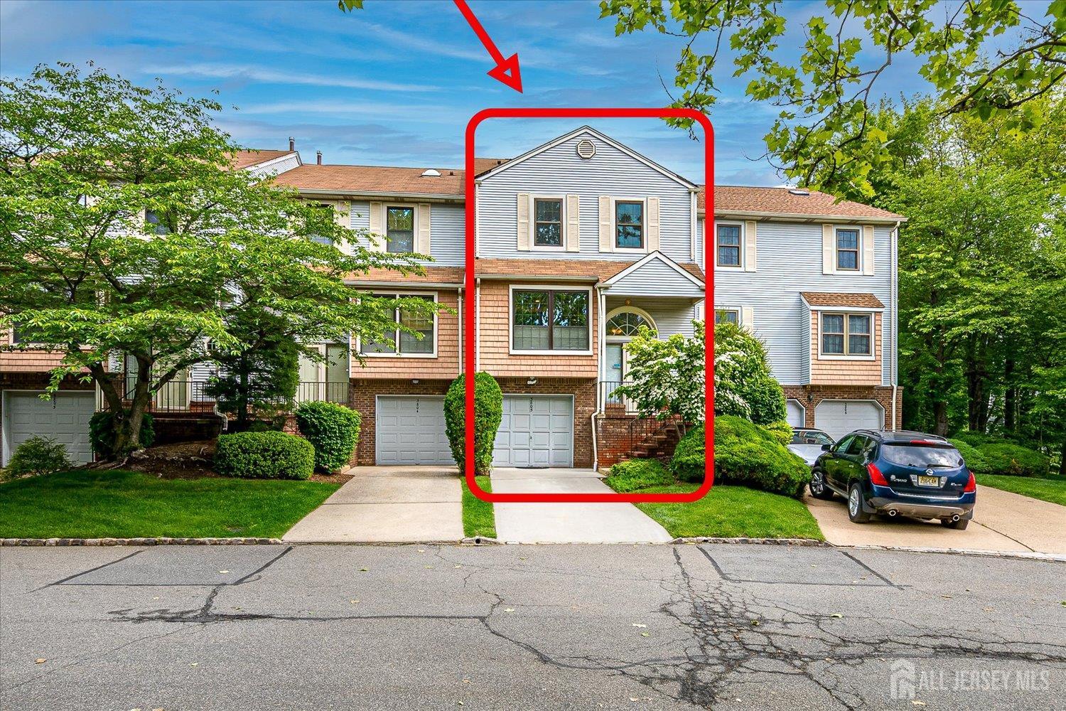 3805 Spring Brook Drive, Edison, New Jersey image 2
