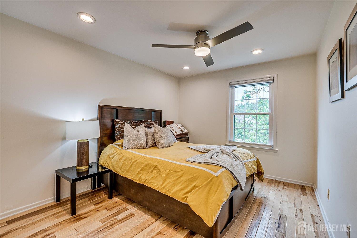 3805 Spring Brook Drive, Edison, New Jersey image 39