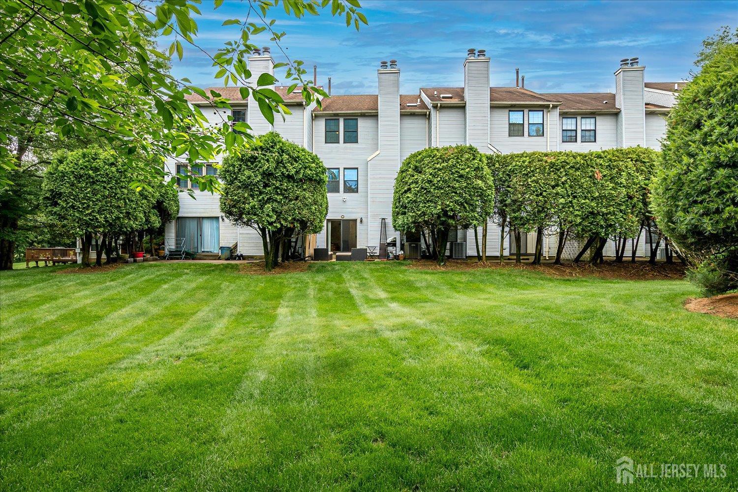 3805 Spring Brook Drive, Edison, New Jersey image 50