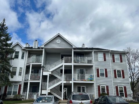 MLS: 2512236R