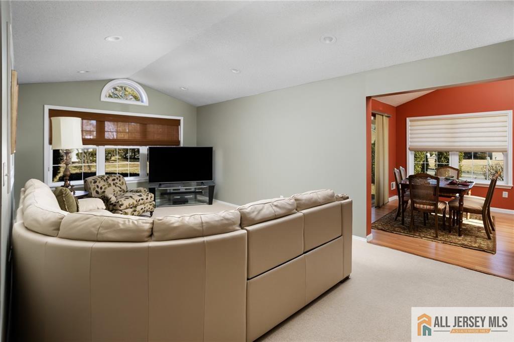 23 Abraham Lincoln Court, Monroe Township, New Jersey image 8