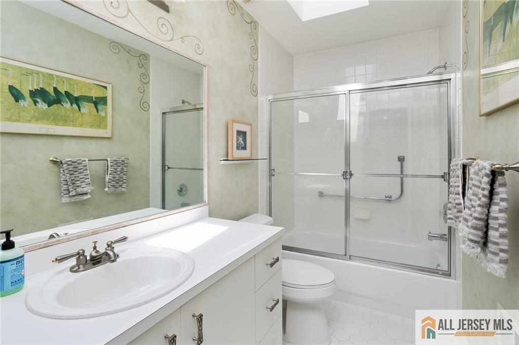 23 Abraham Lincoln Court, Monroe Township, New Jersey image 26