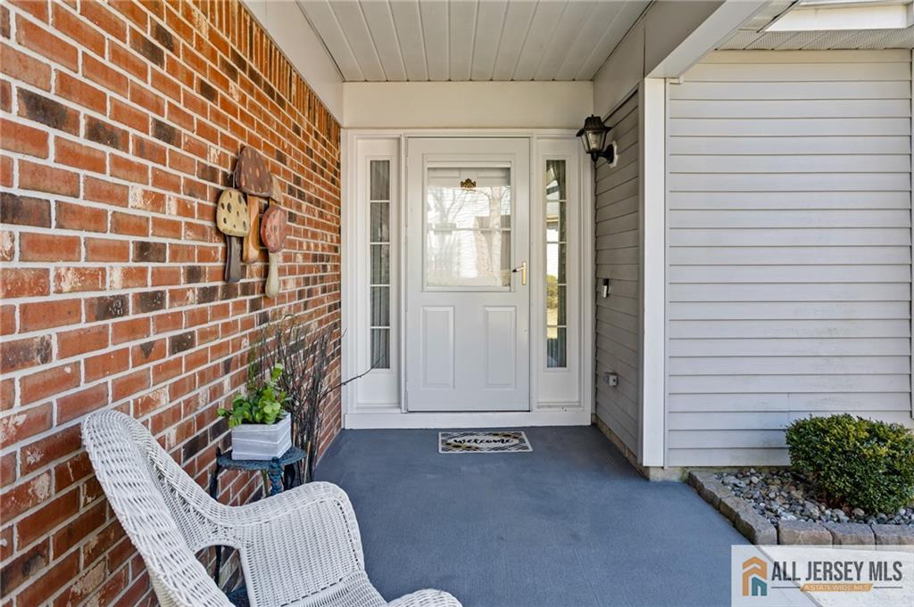 23 Abraham Lincoln Court, Monroe Township, New Jersey image 6