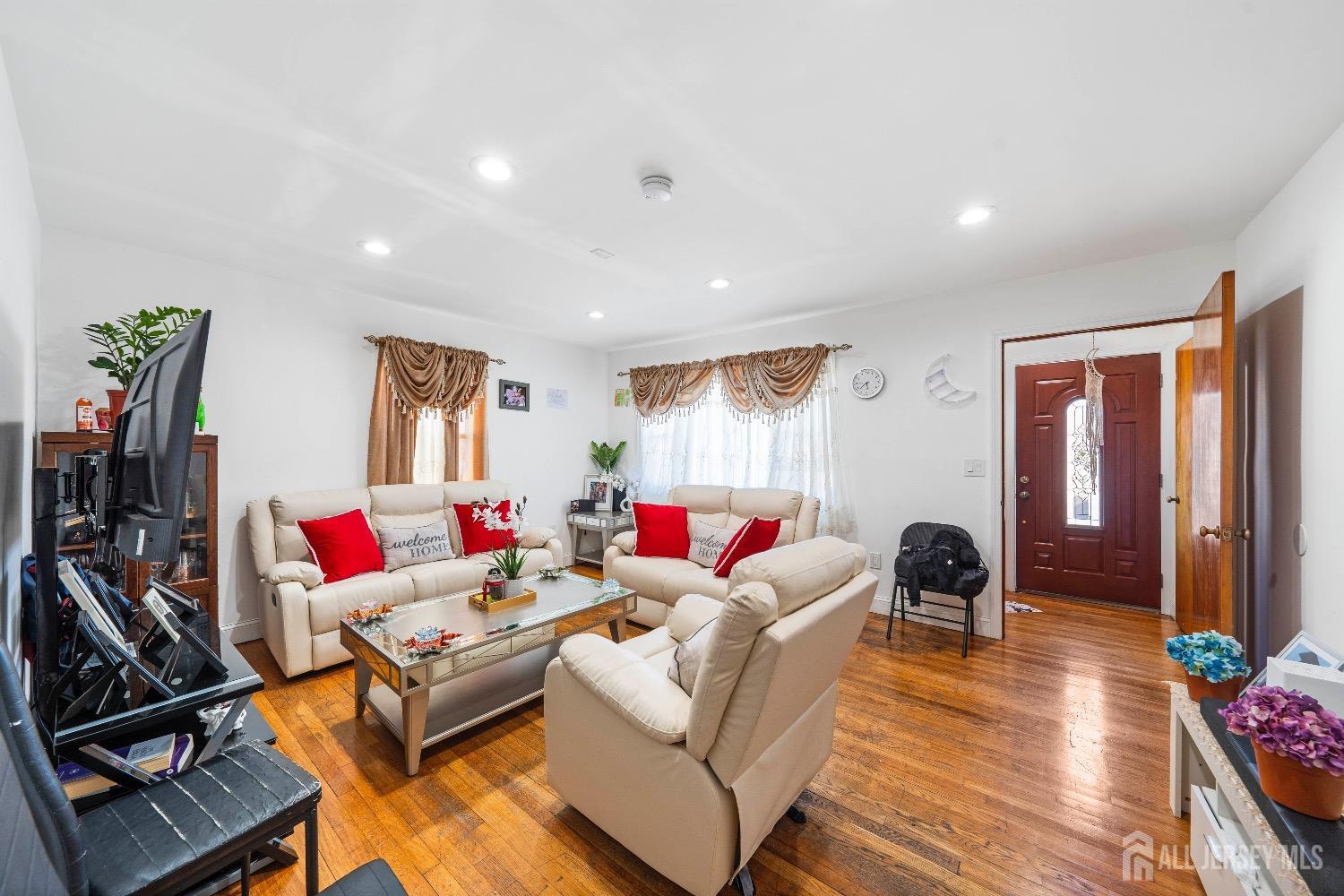720 Charles Street, South Amboy, New Jersey image 6