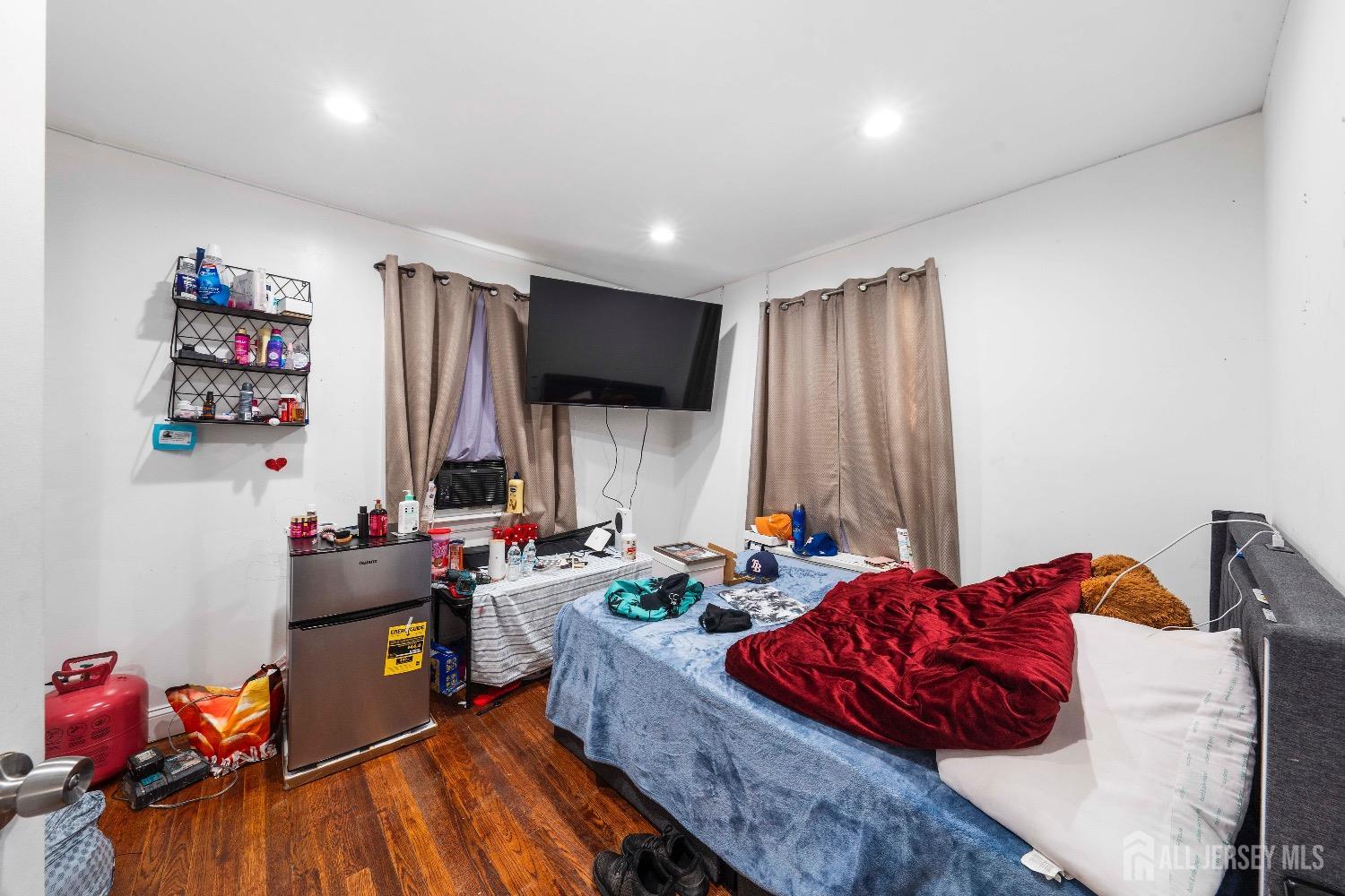 720 Charles Street, South Amboy, New Jersey image 12