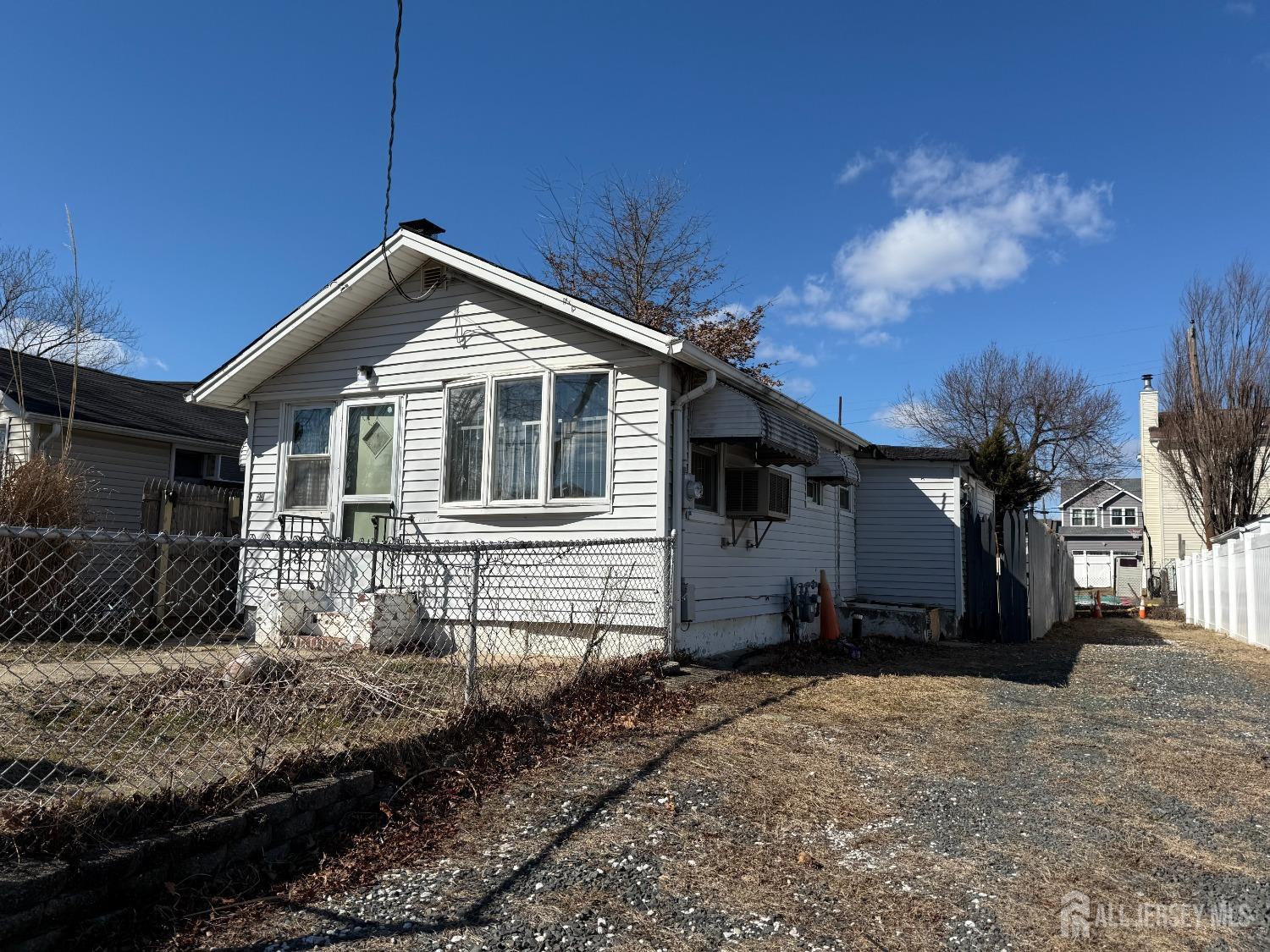 50 Pacific Boulevard, Old Bridge, New Jersey image 3