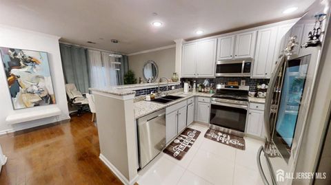 Condo For Sale - 368 Rector Street #413<br/> Perth Amboy, NJ 08861