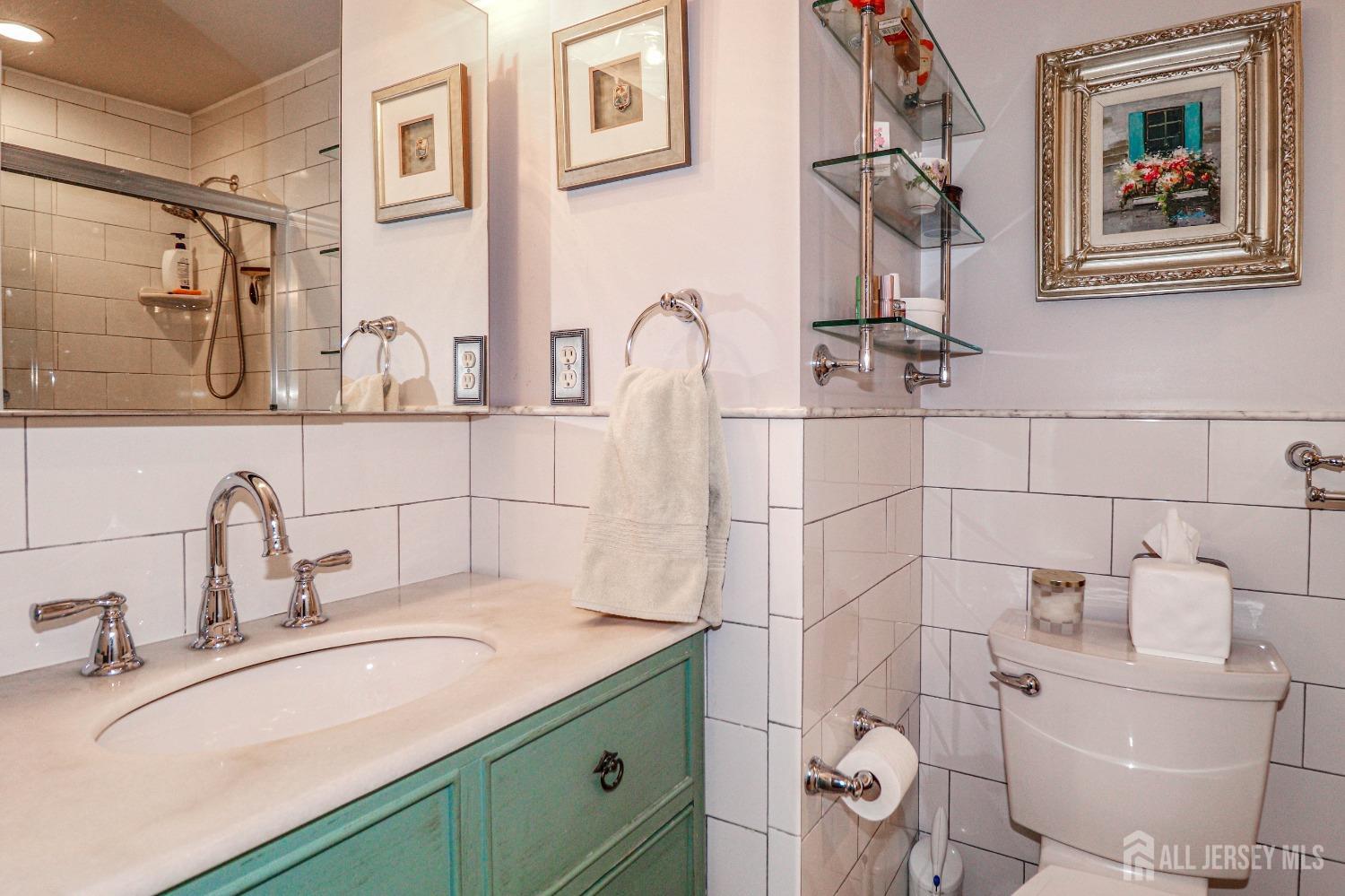 175 Howell Avenue, Fords, New Jersey image 35