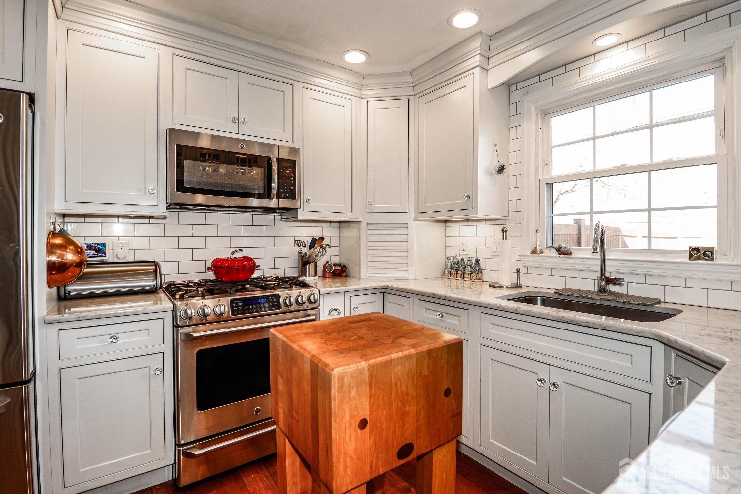 175 Howell Avenue, Fords, New Jersey image 17