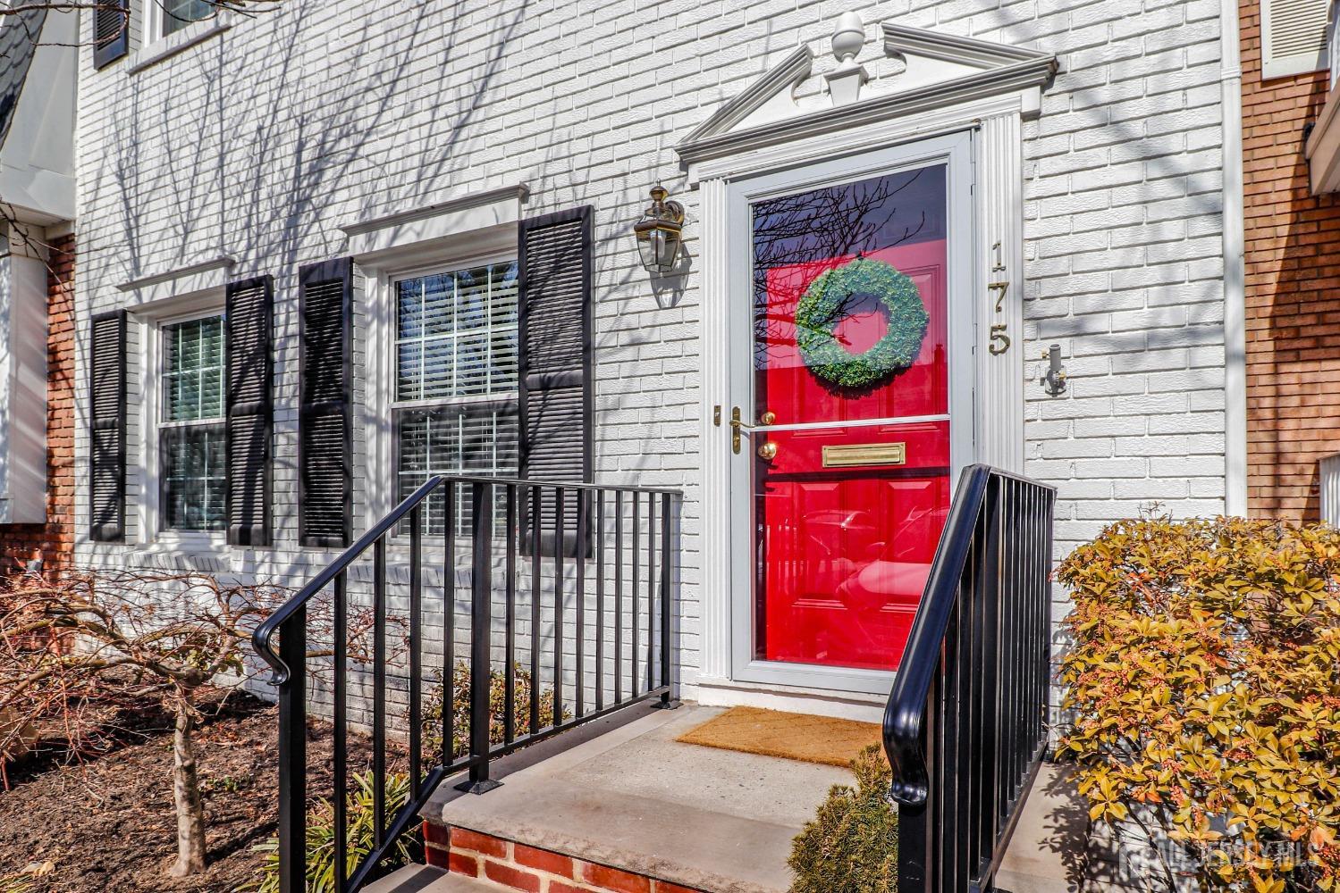175 Howell Avenue, Fords, New Jersey image 4