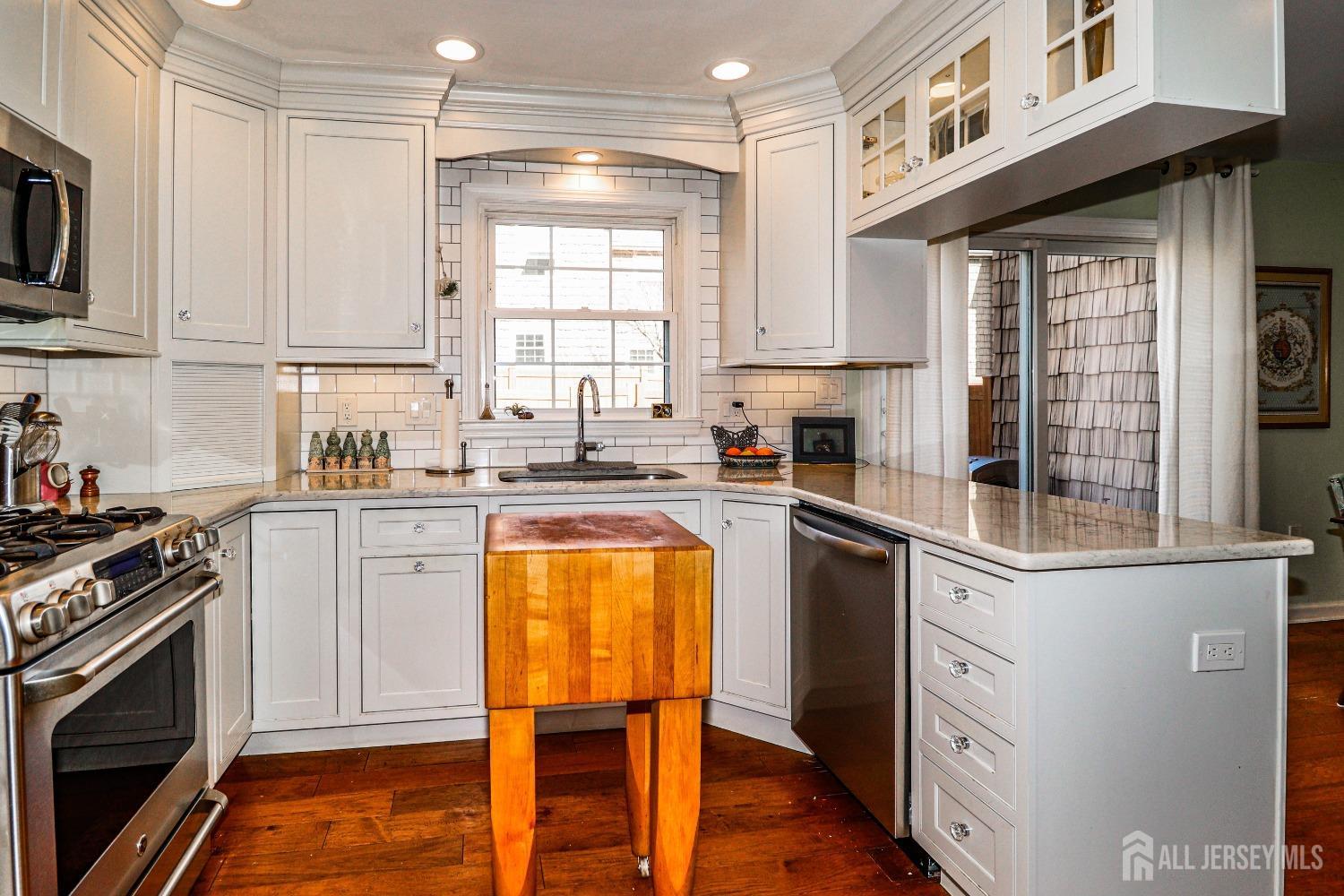 175 Howell Avenue, Fords, New Jersey image 19