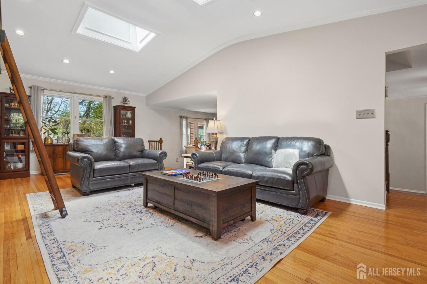 4 Franklin Court, East Brunswick, New Jersey image 4