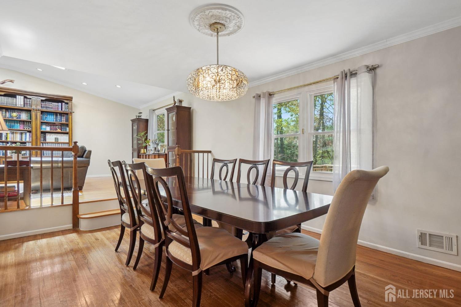 4 Franklin Court, East Brunswick, New Jersey image 6