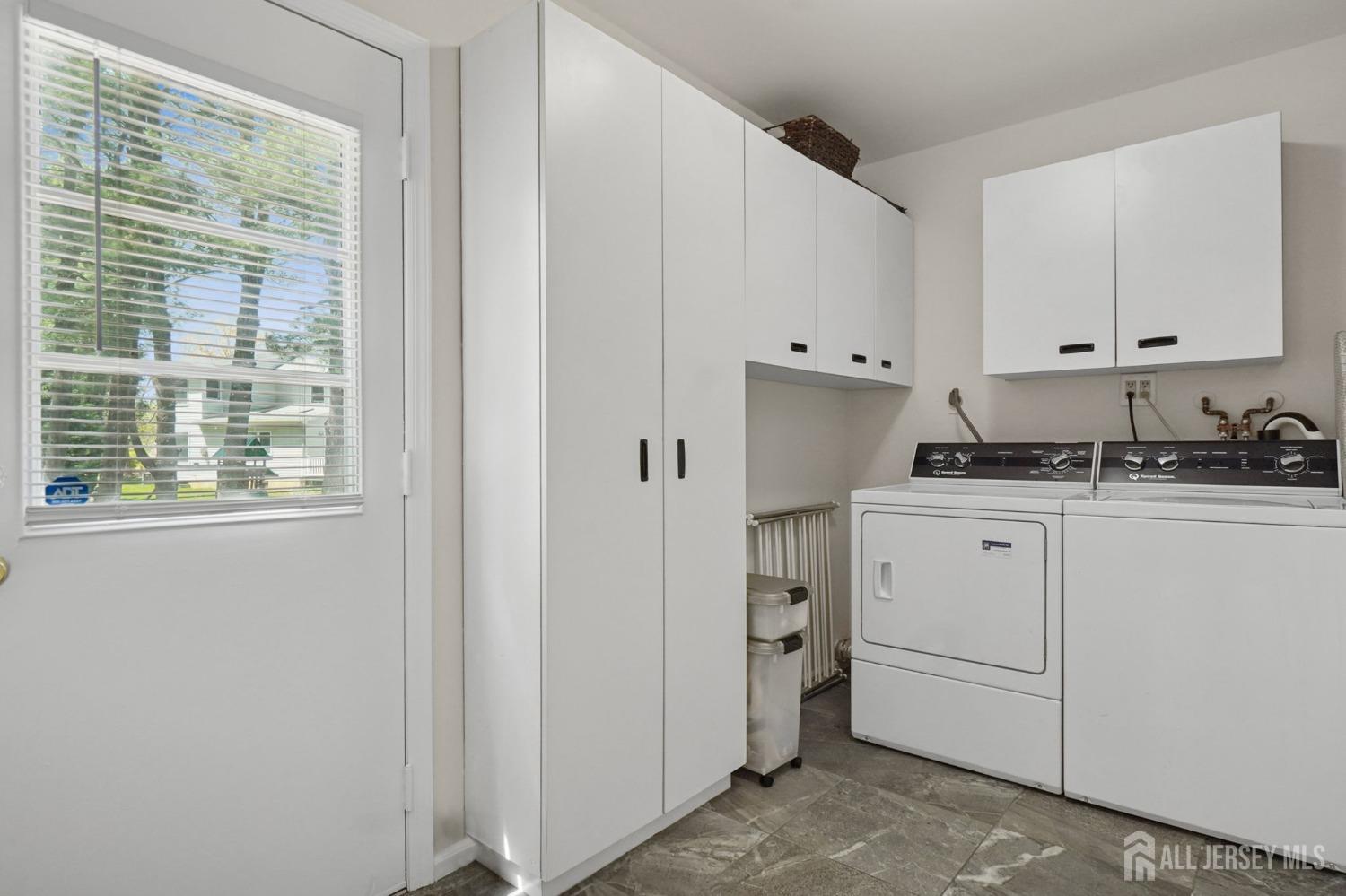 4 Franklin Court, East Brunswick, New Jersey image 15