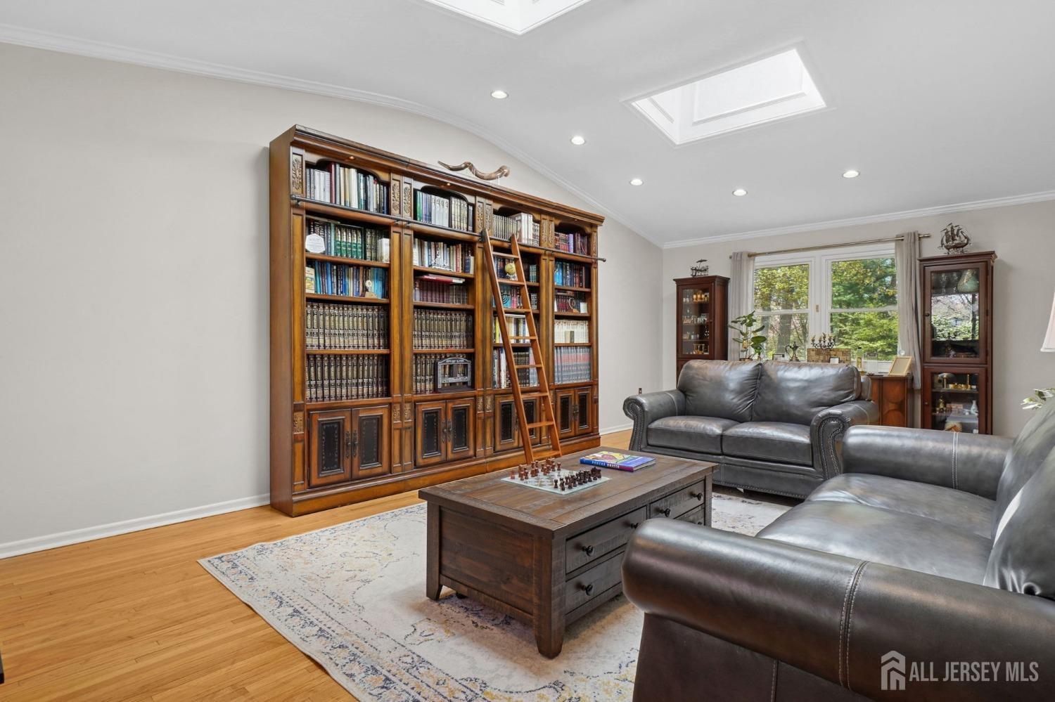 4 Franklin Court, East Brunswick, New Jersey image 5