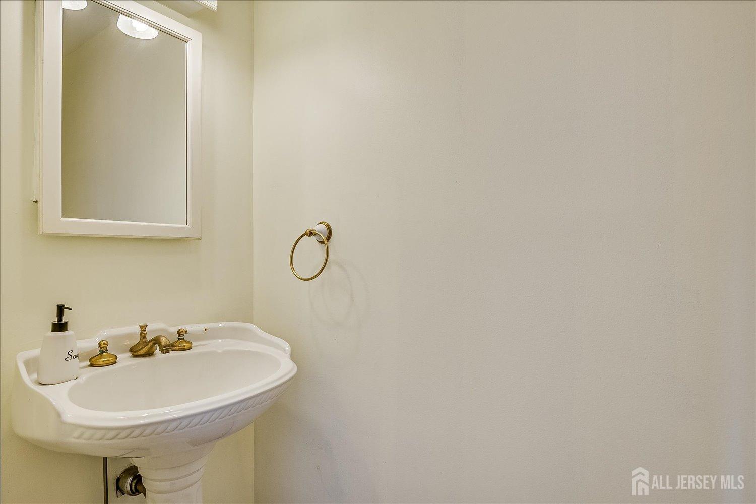 74 Gates Road, Franklin, New Jersey image 27