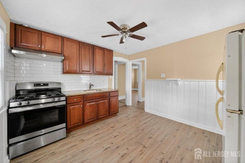 Apartment For Rent - 1167 Green Street #B<br/> Iselin, NJ 08830