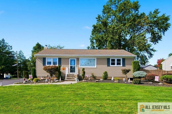 121 HADLEY ST, PISCATAWAY, NJ 08854 - Image 40924e57182bb83fc389099de5d3ffa5/16971861