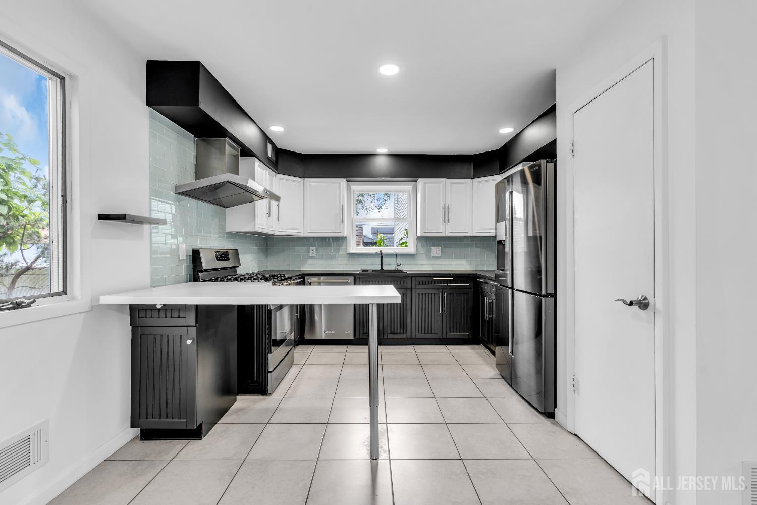 Brick, New Jersey 08723, United States, 3 Bedrooms Bedrooms, ,2 BathroomsBathrooms,Residential,Active,165924