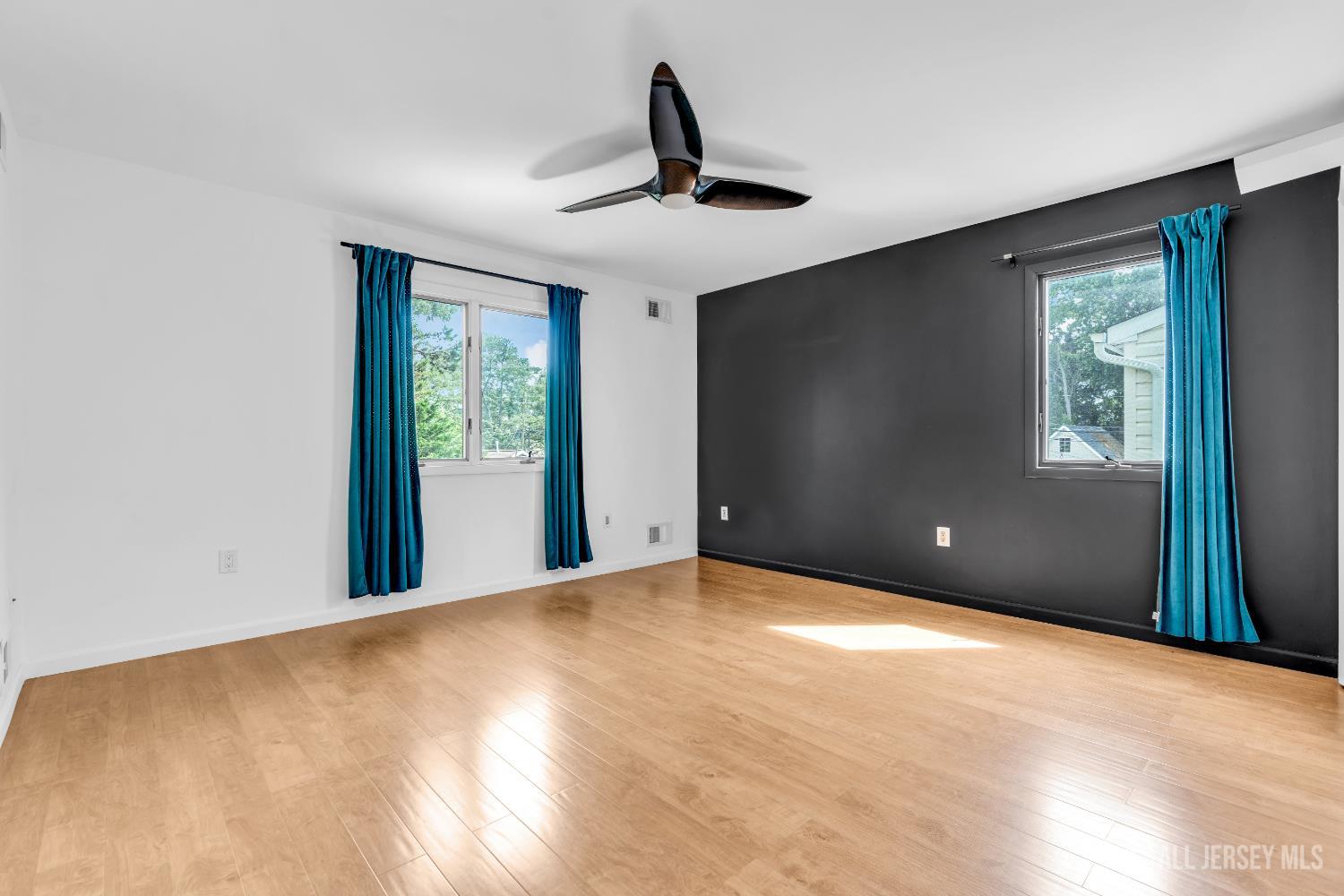 Brick, New Jersey 08723, United States, 3 Bedrooms Bedrooms, ,2 BathroomsBathrooms,Residential,Active,165924