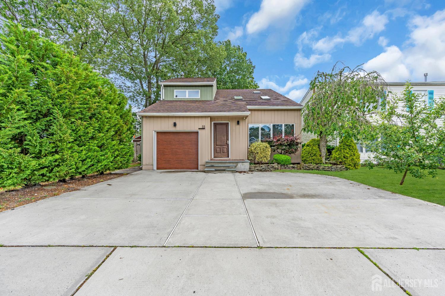 Brick, New Jersey 08723, United States, 3 Bedrooms Bedrooms, ,2 BathroomsBathrooms,Residential,Active,165924