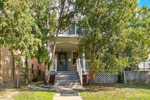 Homes For Sale - 68 Danforth Avenue<br/> Jersey City, NJ 07305