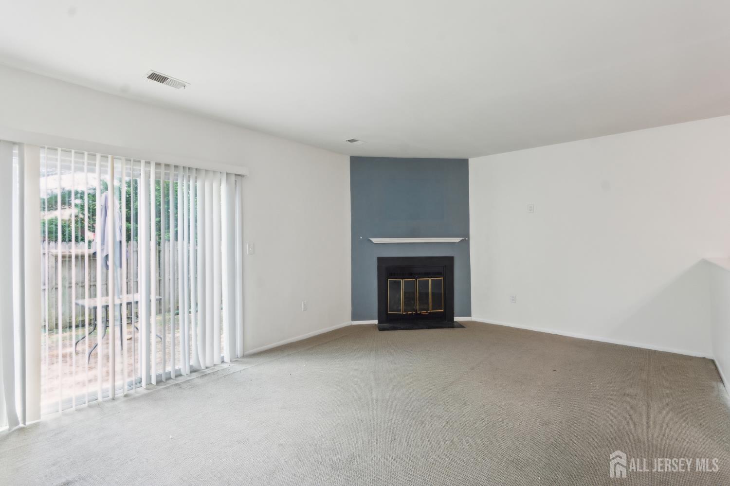 95 Lexington Circle, Old Bridge, New Jersey image 4
