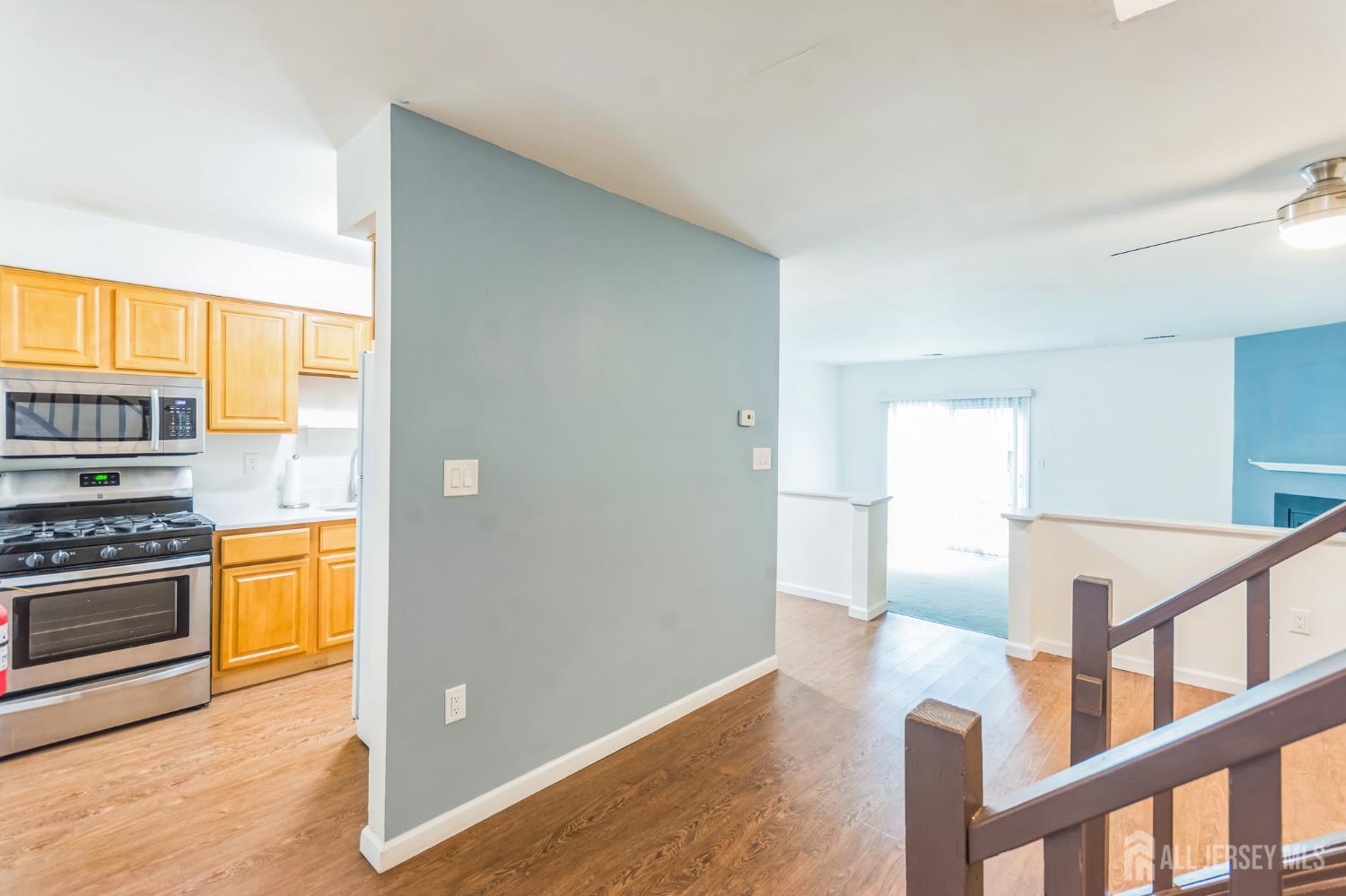 95 Lexington Circle, Old Bridge, New Jersey image 5