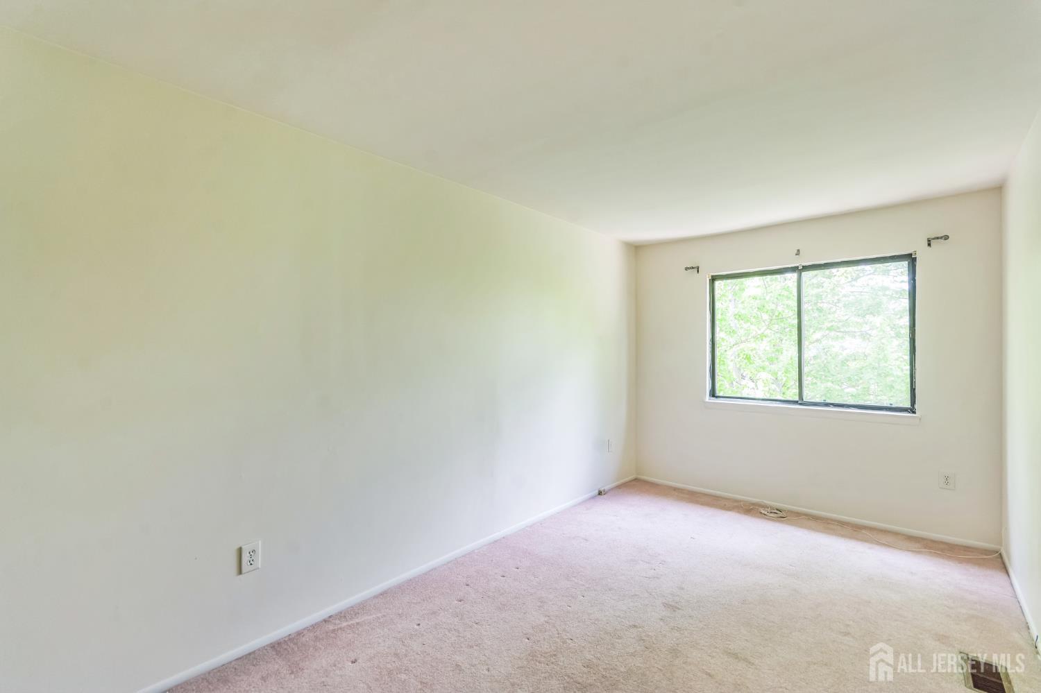 95 Lexington Circle, Old Bridge, New Jersey image 11